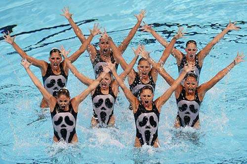 Synchronised swimming